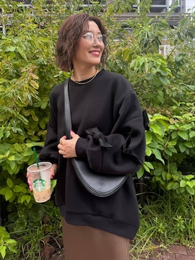 「LEPSIM（レプシィム）のストレッチサテンスカート　497324（スカート）」を使った、m.a.k.oさん（レディース・166cm）の秋コーディネート