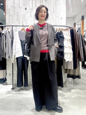 「アイテム（テーラードジャケット）」を使った、m.a.k.oさん（レディース・166cm・30代）の秋コーディネート