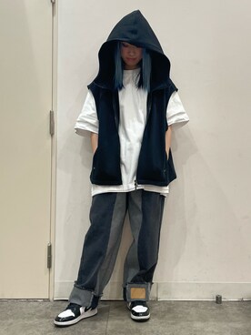 「リメイクデニム」｜「アイテム（ベスト）」を使った、Arisa Suzukiさん（レディース・156cm）の春コーディネート