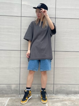 「BlackEyePatch（ブラックアイパッチ）のアイテム（帽子）」を使った、Arisa Suzukiさん（レディース・156cm）の春コーディネート