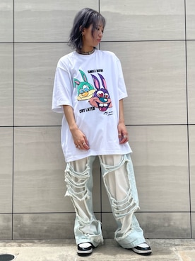 「WHITELAND（ホワイトランド）のアイテム（Tシャツ/カットソー）」を使った、Arisa Suzukiさん（レディース・156cm）の夏コーディネート