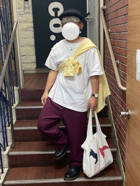 「アイテム（スウェットパンツ、レッド系）」を使った、kakeeeeruさん（メンズ・161cm）の秋コーディネート