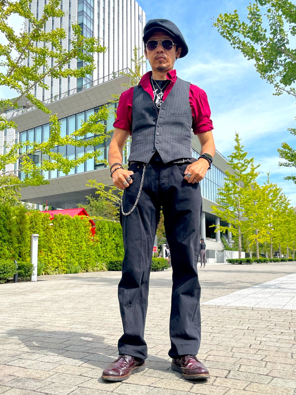 ウォレットチェーンを使った「ジョニーデップ」の人気ファッション