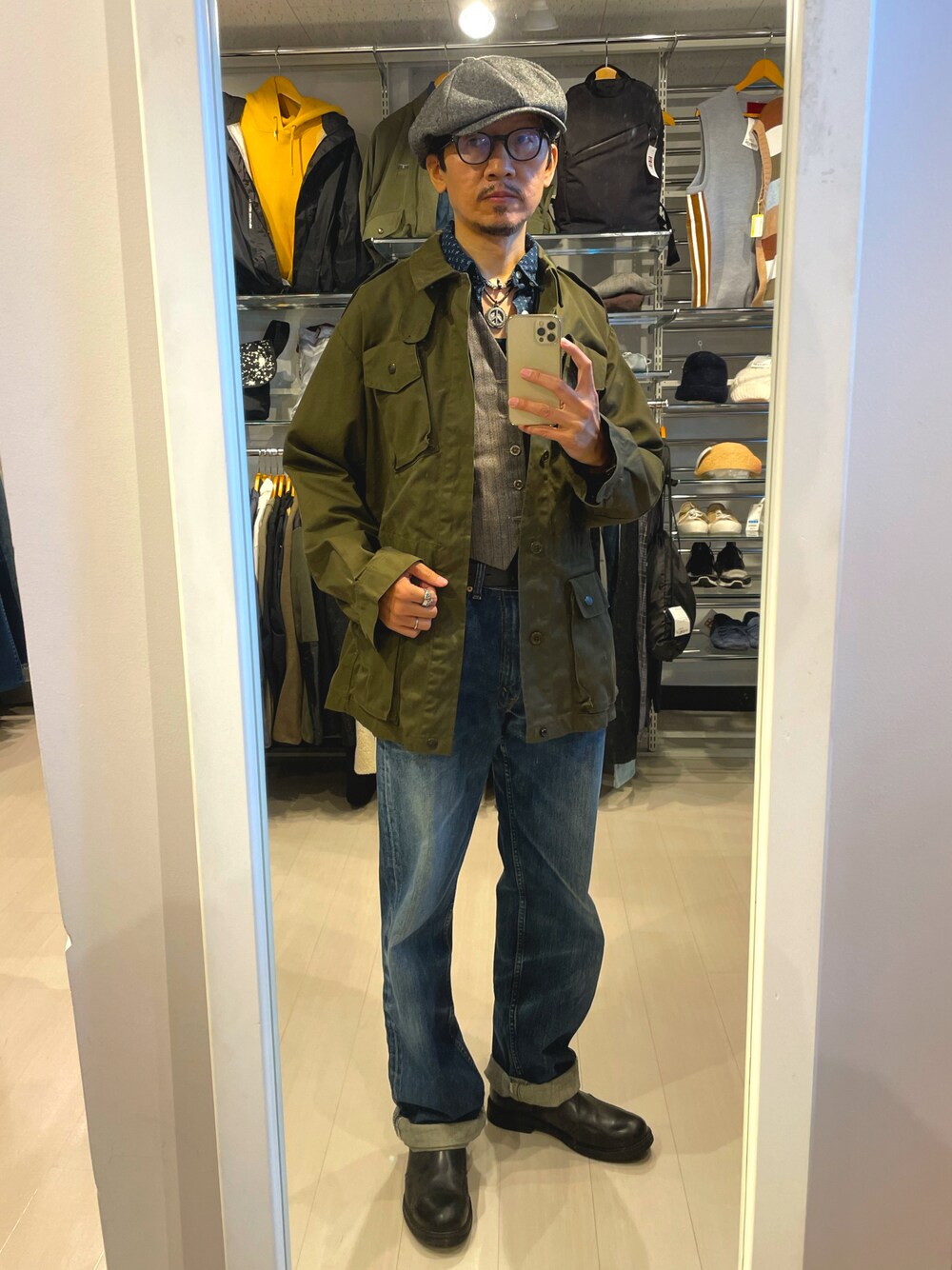 VINTAGEのミリタリージャケットを使った「ジョニーデップ」の人気