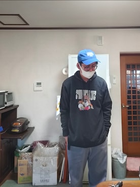 「DOCKERS（ドッカーズ）のアイテム（パンツ）」を使った、Kazuさん（メンズ・177cm）の冬コーディネート