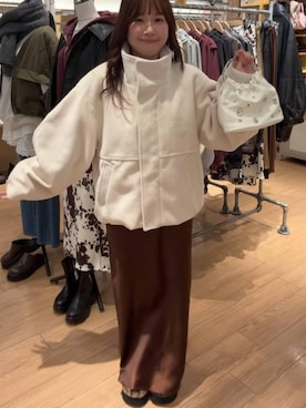 「アイテム（サンダル）」を使った、𝘺𝘶𝘳𝘢さん（レディース・153cm・20代）の冬コーディネート