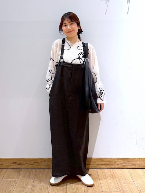 新品【LOWRYS FARM】サトムラプロデュース 主役ワンピ デビルブラック サトムラプロデュース 主役級ワンピ デビルブラック ローリーズ