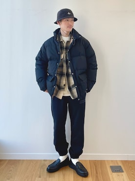 「COLEMAN（コールマン）のアイテム（ジャケット/アウター）」を使った、gattaさん（メンズ・174cm）の冬コーディネート