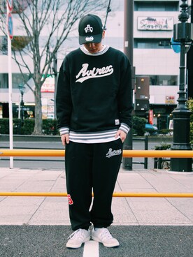 「AVIREX（アヴィレックス）のアイテム（スウェットパンツ）」を使った、わたるさん（メンズ・173cm）の冬コーディネート