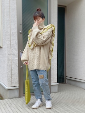 「プリーツバッグ」｜「アイテム（アクセサリー）」を使った、かえ。さん（レディース・158cm）の冬コーディネート