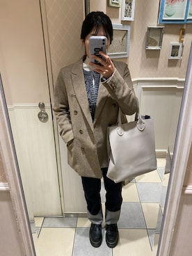 「アイテム（ローファー）」を使った、かえ。さん（レディース・158cm）の秋コーディネート