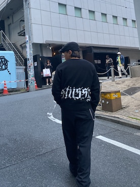 「stussy」｜「アイテム（チノパンツ）」を使った、Ryotaさん（メンズ・170cm）の秋コーディネート