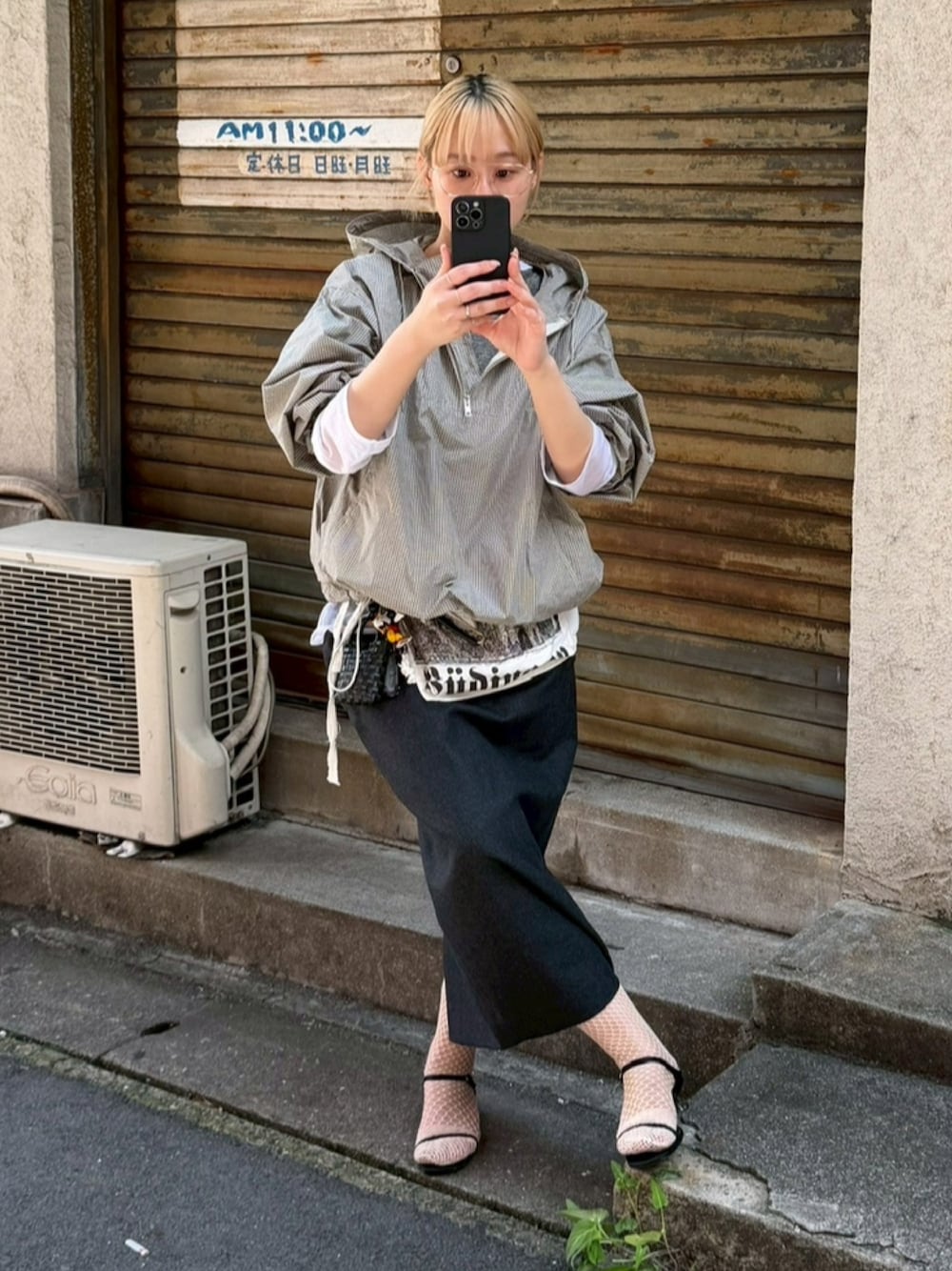 6(ROKU)＞フラノ グレー タイトスカートを使った人気ファッション