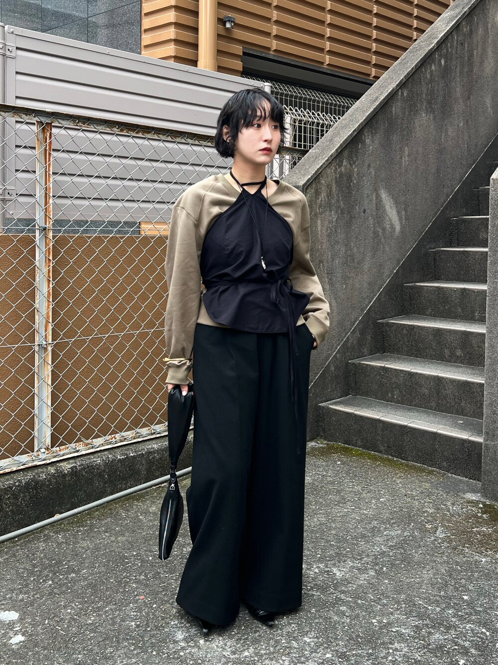 BASERANGE MAR TOP シルク ホルターネックトップを使った人気