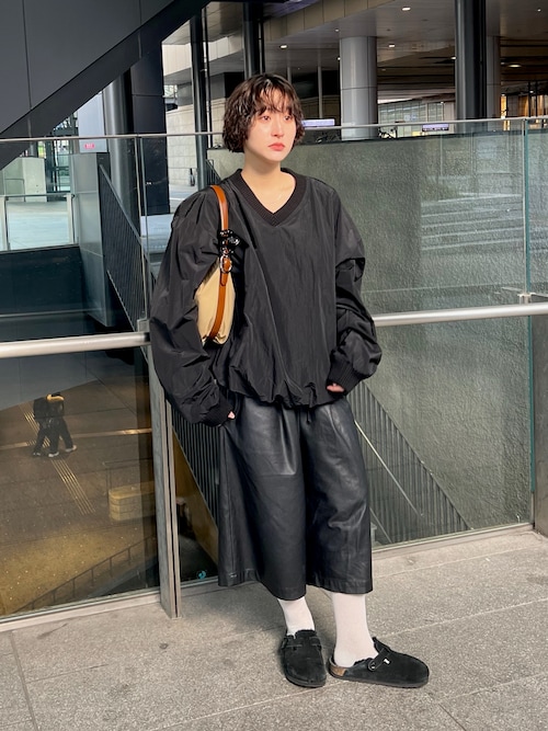 美品　[THE MOOD] V-NECK プルオーバー グリーン36 THE MOOD] V-NECK プルオーバー（シャツ／ブラウス）｜CITYSHOP