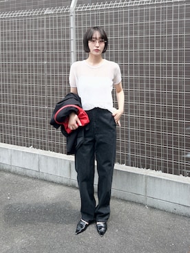「ADAM ET ROPE'（アダムエロペ）の【EMOELLE】スクエアレザーパンプス（パンプス、ブラック系）」を使った、moneさん（レディース・152cm）の夏コーディネート