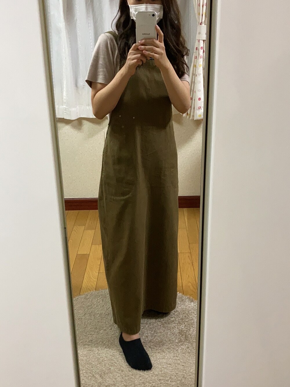 「COMME CA DU MODEのアイテム（オールインワン・サロペット、ブラウン系）」を使った、memeさん（レディース・156cm）の秋コーディネートの1枚目の写真