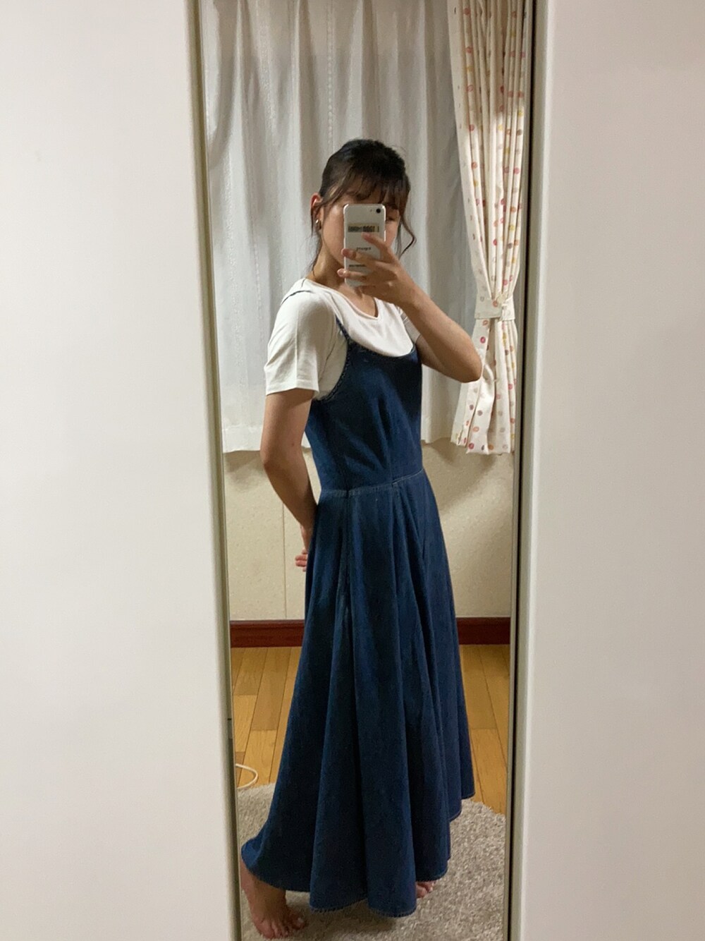 「perioのアイテム（ジャンパースカート、ブルー系）」を使った、memeさん（レディース・156cm）の夏コーディネートの1枚目の写真