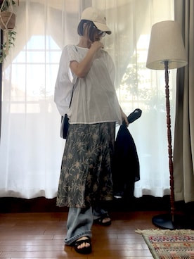 「studio CLIP（スタディオクリップ）の軽ラクストラップサンダル（サンダル、ブラック系）」を使った、r_coさん（レディース・159cm）の春コーディネート