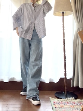 「LAF（ラフ）のアイテム（シャツ/ブラウス、ブルー系）」を使った、r_coさん（レディース・159cm）の春コーディネート