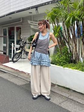 「CIAOPANIC（チャオパニック）の（ストライプ・無地）ワイドバルーンイージースラックス（その他パンツ、ホワイト系）」を使った、ユイナさん（レディース・162cm）の夏コーディネート