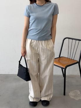 「GIUNON（ジウノン）のscallop pile puff t-shirt / スカラップパイルパフTシャツ（Tシャツ/カットソー、ブルー系）」を使った、さきさん（レディース・160cm）の春コーディネート