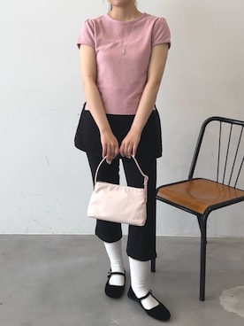「GIUNON（ジウノン）のscallop pile puff t-shirt / スカラップパイルパフTシャツ（Tシャツ/カットソー、ピンク系）」を使った、さきさん（レディース・160cm）の春コーディネート