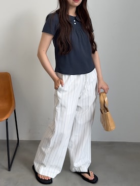 「GIUNON（ジウノン）のround collar rib t-shirt / ラウンドカラーリブTシャツ（Tシャツ/カットソー、ブルー系）」を使った、さきさん（レディース・160cm）の夏コーディネート