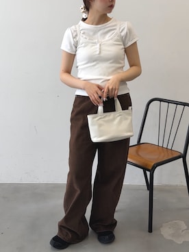 「GIUNON（ジウノン）の2way chain mini bag / 2wayチェーンミニバッグ（ショルダーバッグ、ホワイト系）」を使った、さきさん（レディース・160cm）の春コーディネート