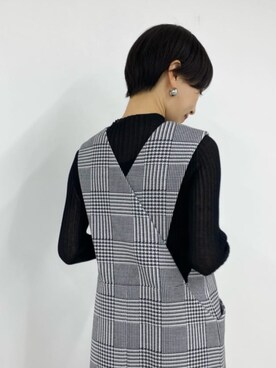 「重ね着ベストシーズン」｜「アイテム（ジャンパースカート）」を使った、CAST:さん（レディース・163cm）の秋コーディネート