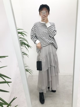 「one after another NICE CLAUP（ワンアフターアナザーナイスクラップ）のゆるっとメローボーダートップス（Tシャツ/カットソー）」を使った、江口光代さん（レディース・162cm）の冬コーディネート