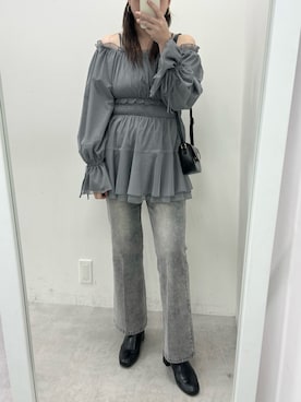 「大人ガーリー」｜「アイテム（チュニック）」を使った、江口光代さん（レディース・162cm）の春コーディネート