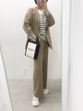 「one after another NICE CLAUP（ワンアフターアナザーナイスクラップ）のアイテム（スラックス、ブラウン系）」を使った、江口光代さん（レディース・162cm）の冬コーディネート
