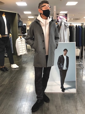 「アイテム（パーカー、ホワイト系）」を使った、Yamagisiさん（メンズ・172cm）の冬コーディネート