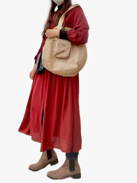 「Disney（ディズニー）のミッキー&ミニー/ポケッタブルエコバッグ（エコバッグ/サブバッグ、ベージュ系）」を使った、mican🍊さん（レディース・162cm）の秋コーディネート