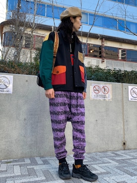 「アイテム（スウェットパンツ、パープル系）」を使った、しょうたろうさん（メンズ・183cm）の冬コーディネート