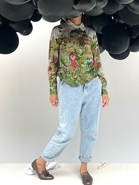 「アイテム（ビジネスシャツ）」を使った、Miha Miさん（レディース・170cm）の夏コーディネート