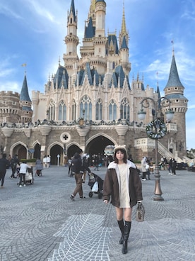 「ディズニーランド」｜「アイテム（その他アウター）」を使った、𝐬𝐡𝐢𝐨𝐫𝐢 𓆸さん（レディース・156cm）の冬コーディネート