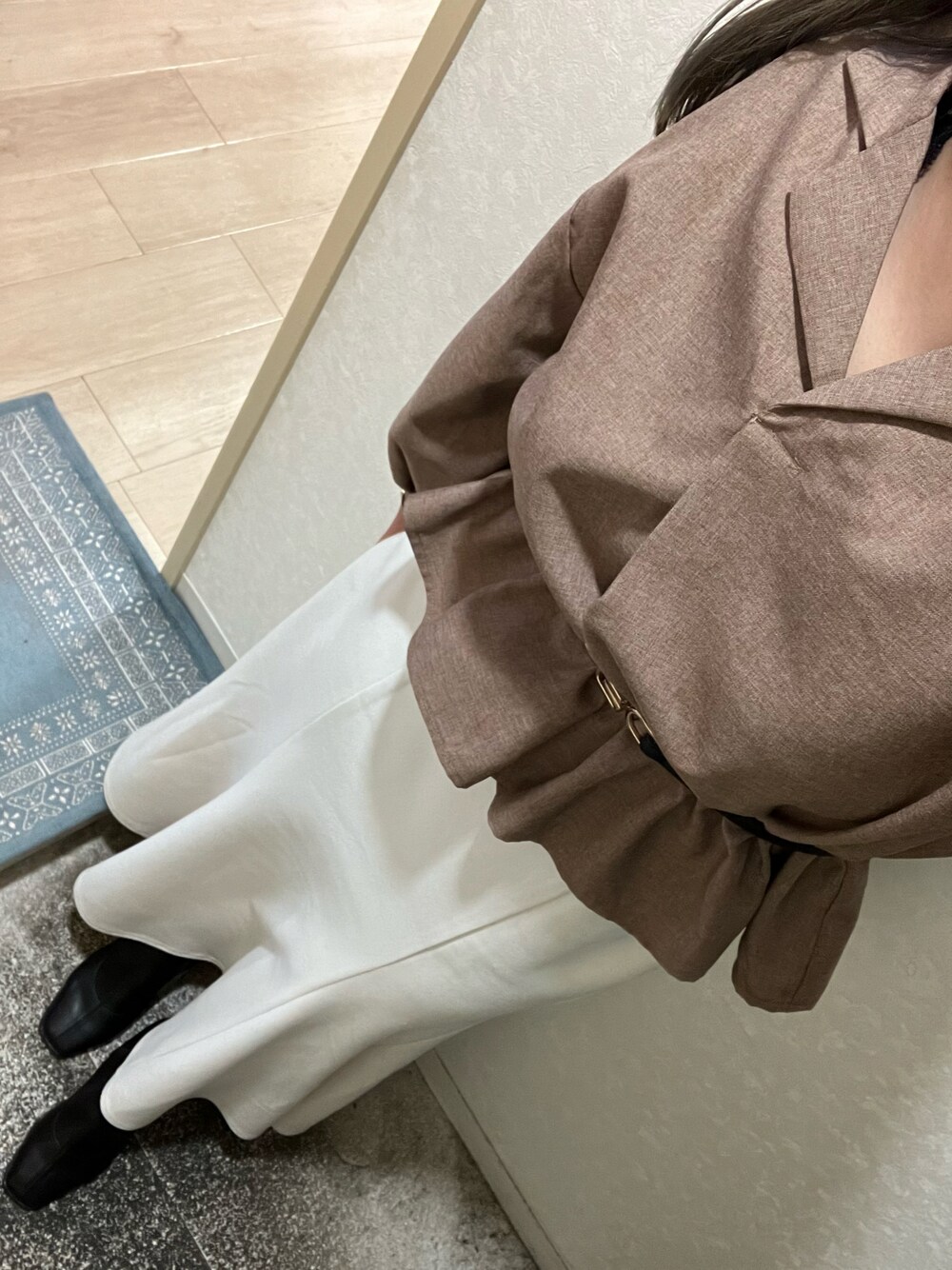 MAJESTIC LEGONのベストを使った「秋コーデ」の人気ファッション  