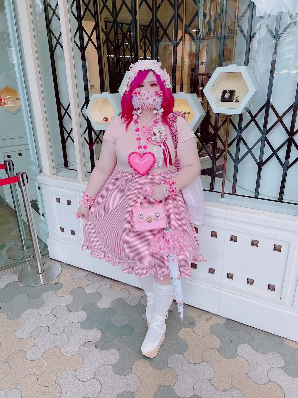 「ootd、MILK、ガーリー、カットソーワンピース、ピンク、ギンガムチェック、ピンク髪、プラスサイズ、おしゃれさんと繋がりたい」｜「MILKのアイテム（ワンピース、ピンク系）」を使った、しろうさぎさん（レディース・155cm）の秋コーディネートの1枚目の写真