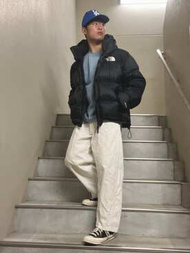 「アイテム（チノパンツ、ホワイト系）」を使った、rinkuさん（メンズ・172cm）の冬コーディネート