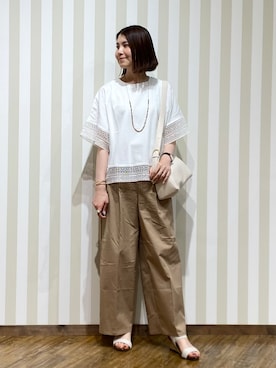 「SHOO・LA・RUE（シューラルー）の【洗濯機可/ひんやり/体型カバー/S-LL】レース使いがポイント デザインTシャツ（Tシャツ/カットソー、ホワイト系）」を使った、SAOさん（レディース・163cm）の春コーディネート