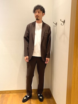 「アイテム（テーラードジャケット）」を使った、日高さん（メンズ・180cm）の夏コーディネート