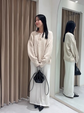 「CAPRICIEUX LE'MAGE（カプリシューレマージュ）の【低身長サイズあり】ベロアIラインスカート（スカート）」を使った、miolemageさん（レディース・163cm）の秋コーディネート