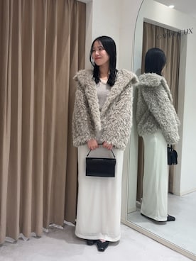 「CAPRICIEUX LE'MAGE（カプリシューレマージュ）の【低身長サイズあり】ベロアIラインスカート（スカート）」を使った、miolemageさん（レディース・163cm）の秋コーディネート