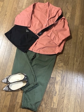 「GU（ジーユー）のアイテム（シャツ/ブラウス、オレンジ系）」を使った、gashさん（レディース・157cm）の秋コーディネート