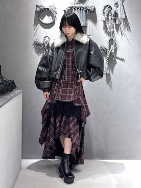 「アイテム（ブローチ/コサージュ）」を使った、hisaさん（レディース・152cm）の冬コーディネート