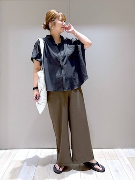 「LEPSIM（レプシィム）のサラキレ5分袖ポンチョ　242899（シャツ/ブラウス）」を使った、たかみなさん（レディース・166cm・30代）の夏コーディネート