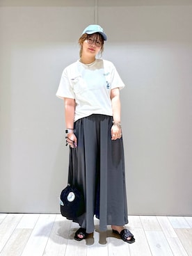 「アイテム（帽子）」を使った、たかみなさん（レディース・166cm・30代）の夏コーディネート