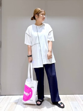 「LEPSIM（レプシィム）のアイテム」を使った、たかみなさん（レディース・166cm）の夏コーディネート